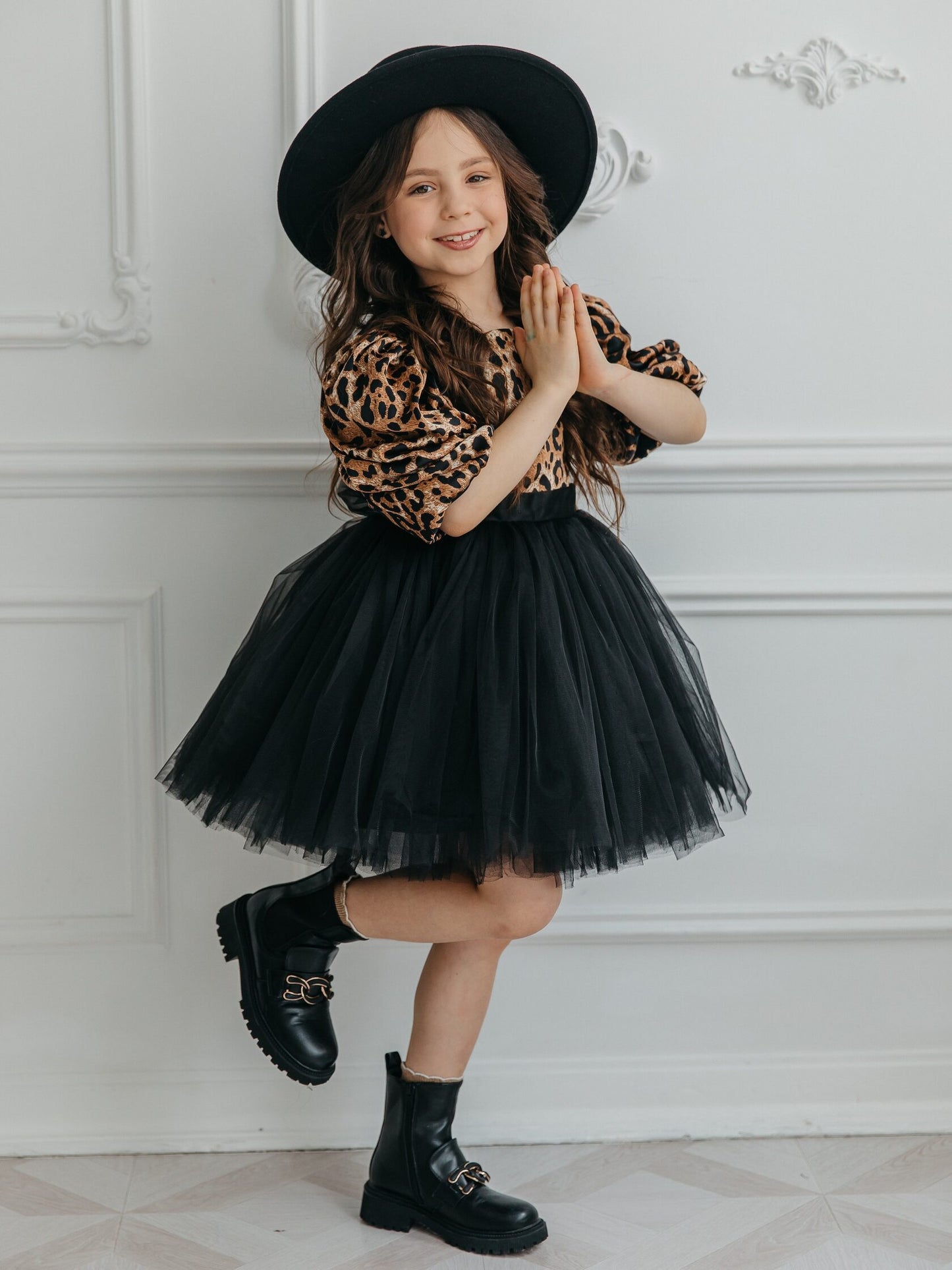 Dress "Sofi", leo